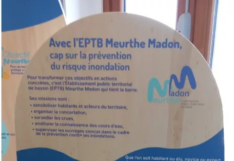 Ce stand a pu être réalisé dans le cadre de la concertation Objectif Meurthe, avec le soutien financier de l'Etat (FPRNM), l'Agence de l'eau Rhin Meuse et la Région Grand Est.